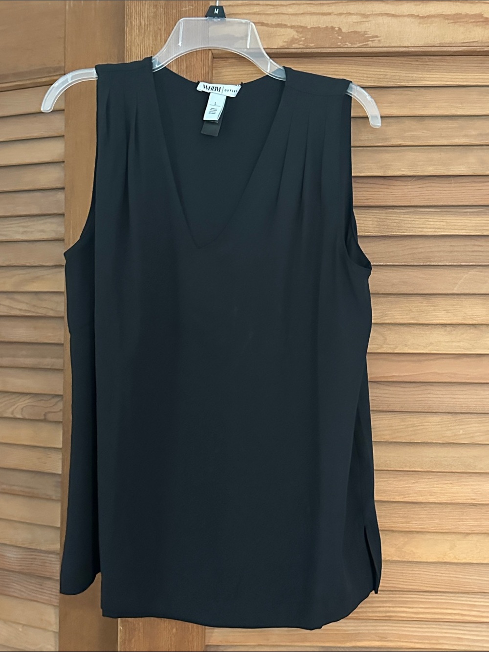 White House Black Market Black V-Neck Sleeveless Camisole
